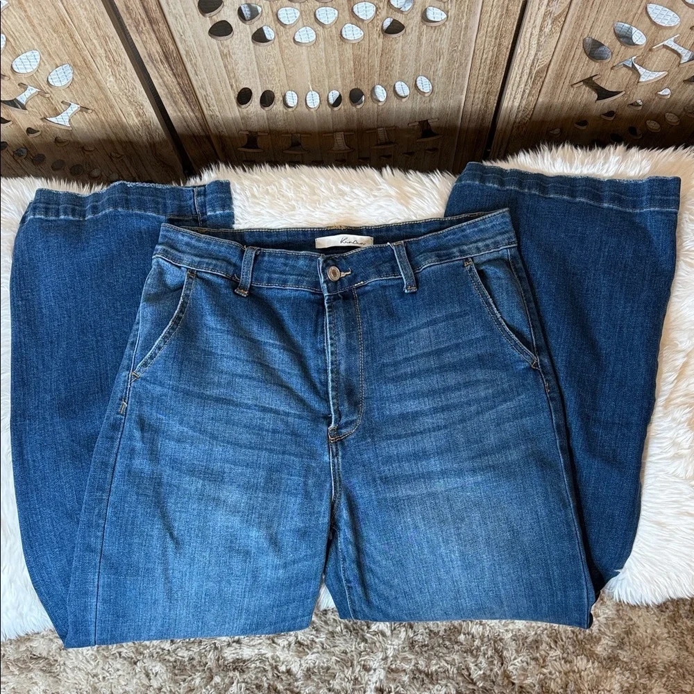 KanCan Women's Classic Indigo Straight Leg Jeans - Picture 2 of 9